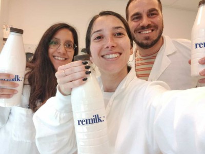 Remilk_product_labor