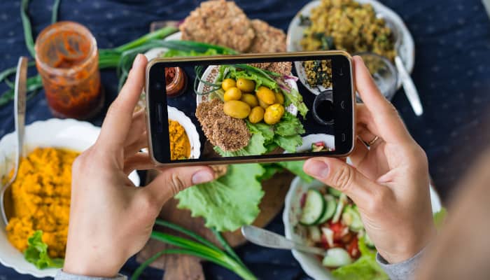 Smartphone-Handy-Influencer-Instagram-SocialMedia-Photo-vegan-2