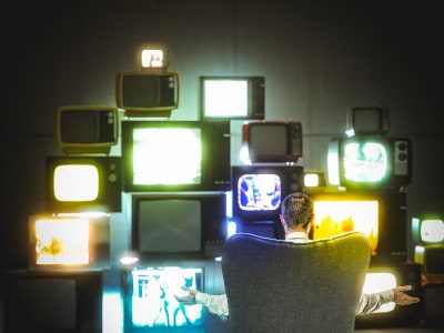 TV Fernseher Berichterstattung Medien Konsum 1