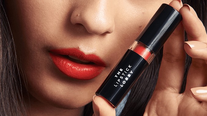 Fired Up – veganer Lippenstift von The lipstick lobby der gegen Schusswafffen und Tote werben soll