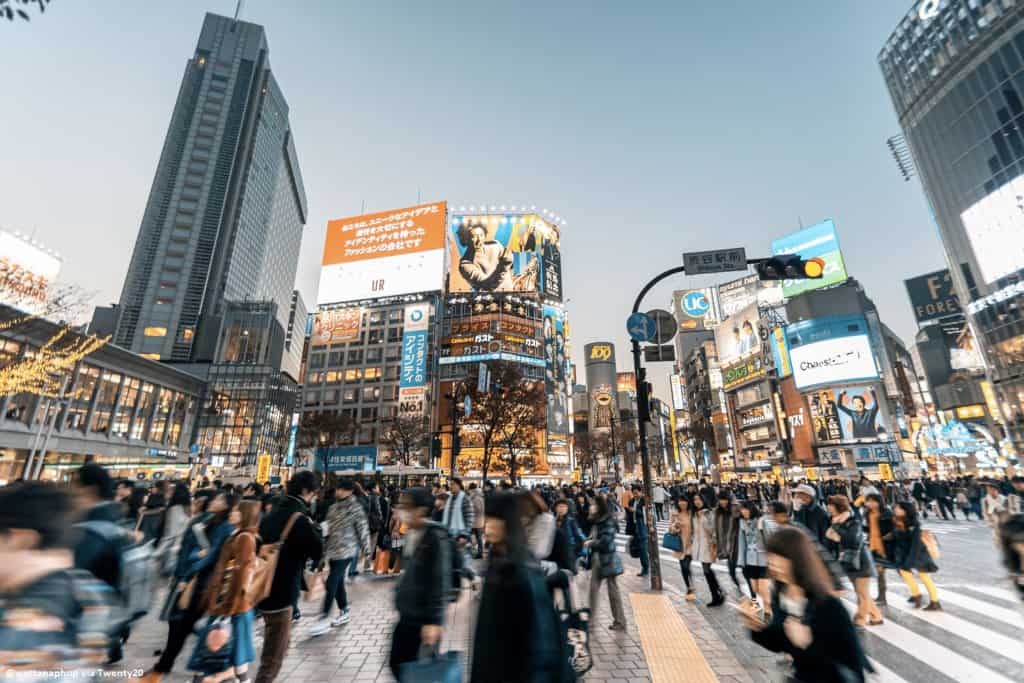 Tokyo @wattanaphop via twenty20