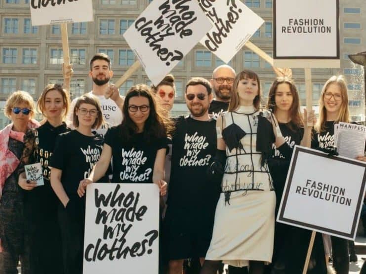 Bild der letztjährigen Demonstration anlässlich der Fashion Revolution Week in Berlin 2018 ©Fashion Revolution Week