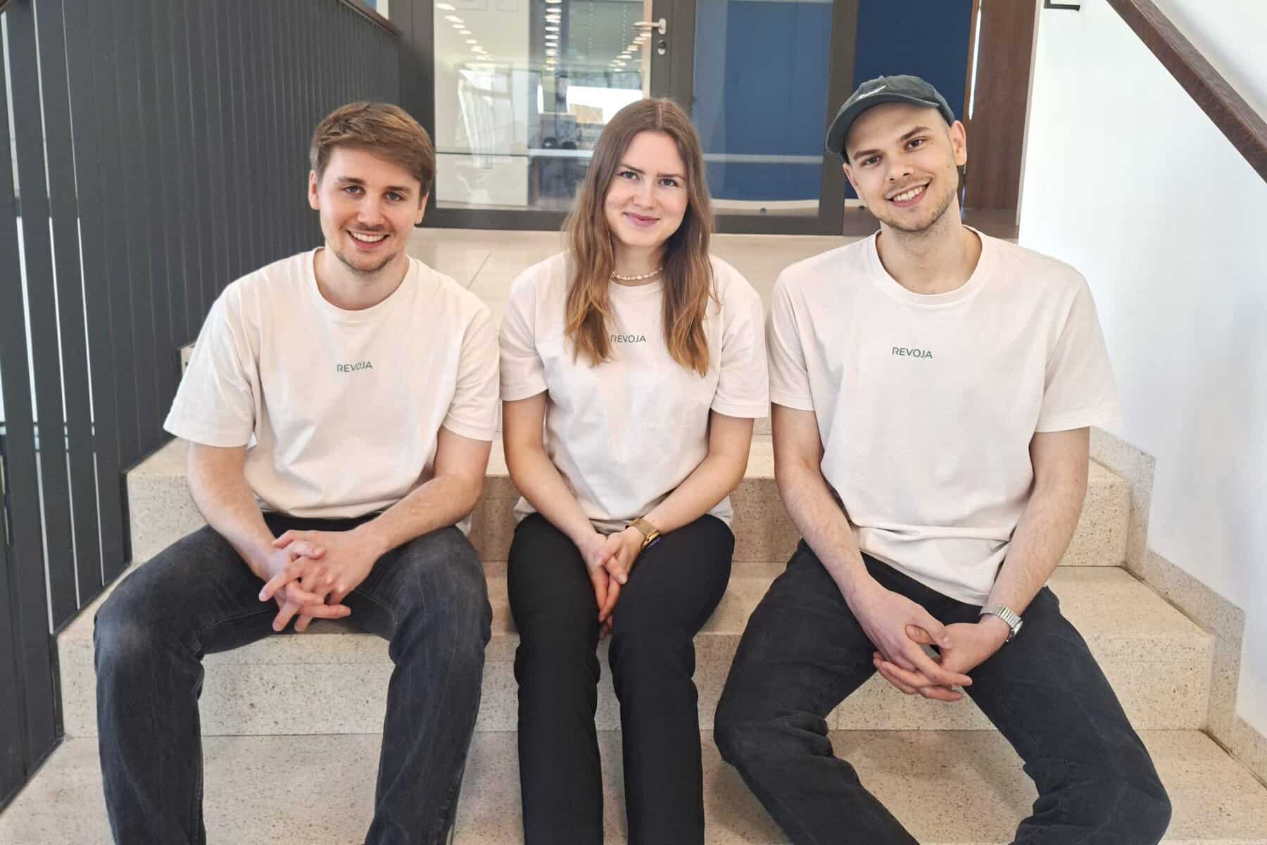 Revoja team